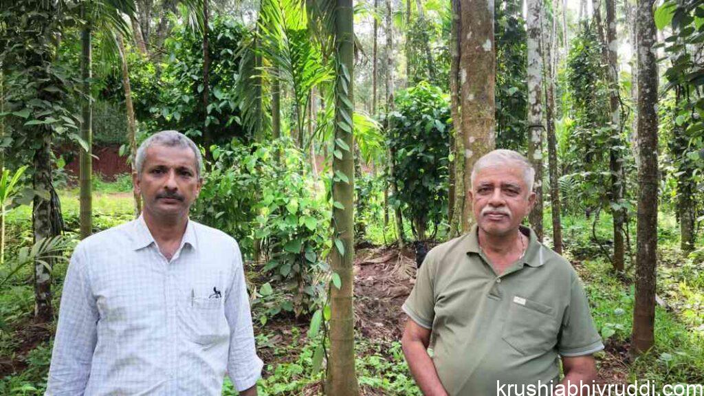 editor with Shri.Dinesh (Right)
